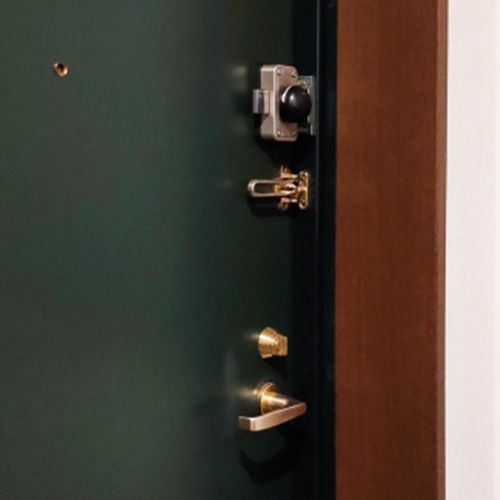 玄関の鍵は何本ついているタイプを選ぶべきですか？