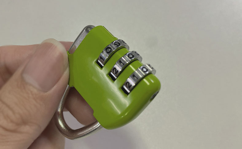 使用感や痕跡から番号を推測する方法