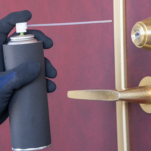 Q2.鍵穴に潤滑剤を使っても問題ありませんか？