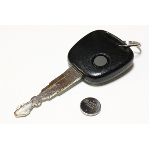 Q3.電池交換に必要なボタン電池はどこで買えますか?車種ごとに違うんでしょうか?