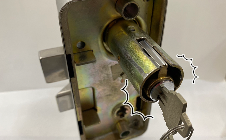 シリンダー・デッドボルト・ラッチの役割と弱点